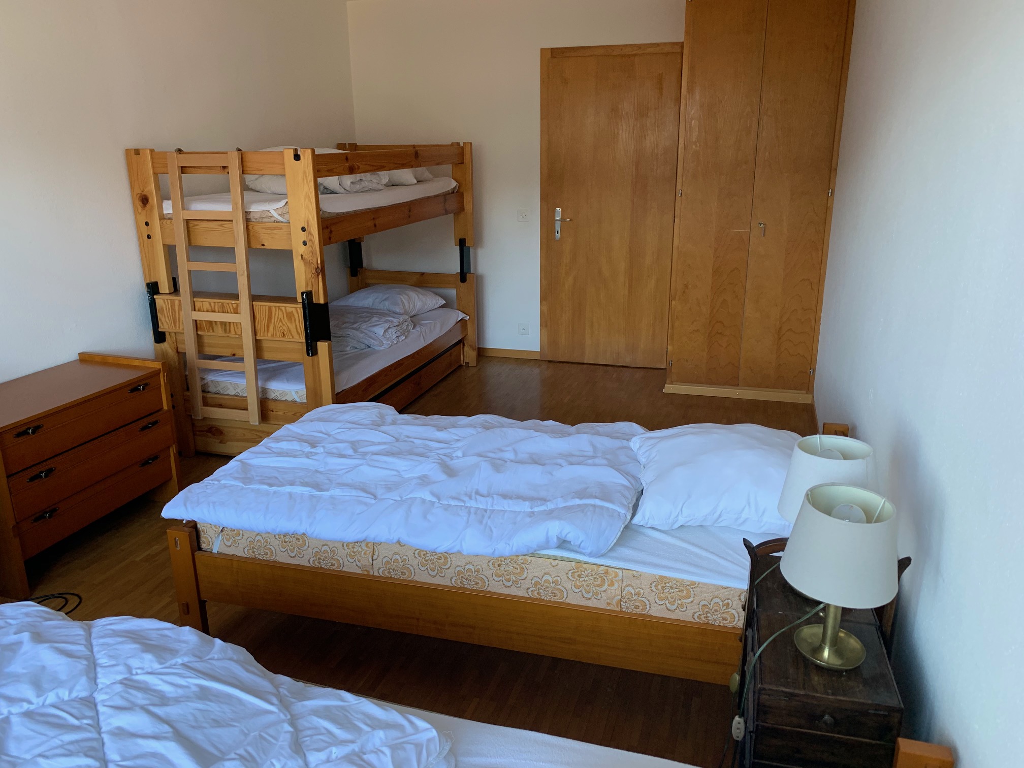 bed room 4